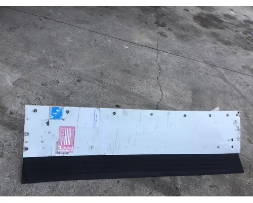 INTERNATIONAL 9400 Side Fairing