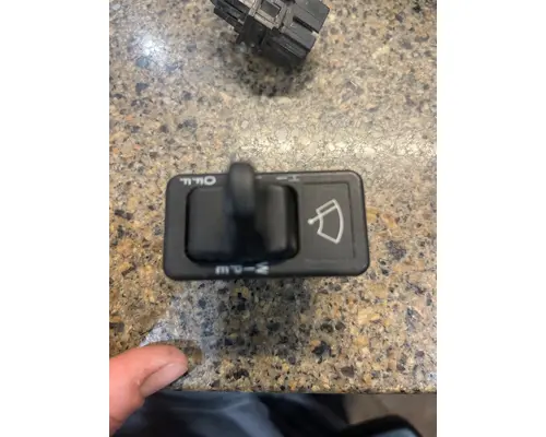 INTERNATIONAL 9400 Switch