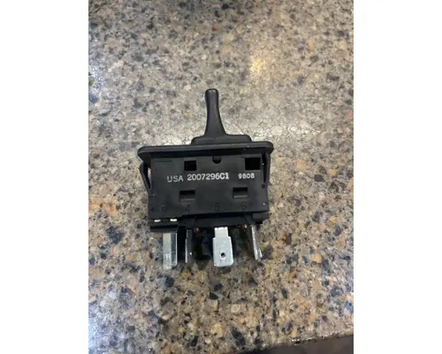 INTERNATIONAL 9400 Switch