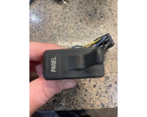 INTERNATIONAL 9400 Switch