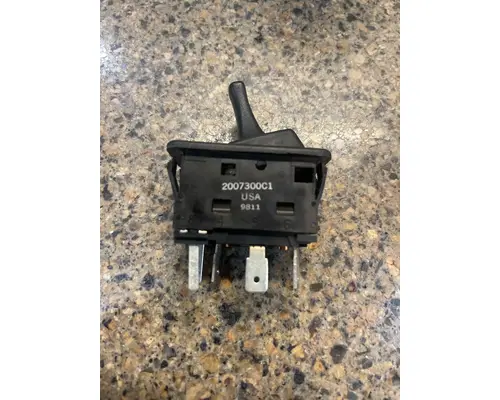INTERNATIONAL 9400 Switch