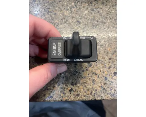 INTERNATIONAL 9400 Switch