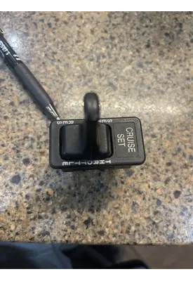 INTERNATIONAL 9400 Switch