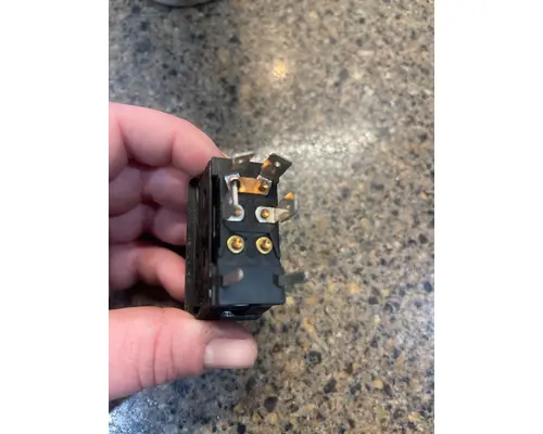 INTERNATIONAL 9400 Switch