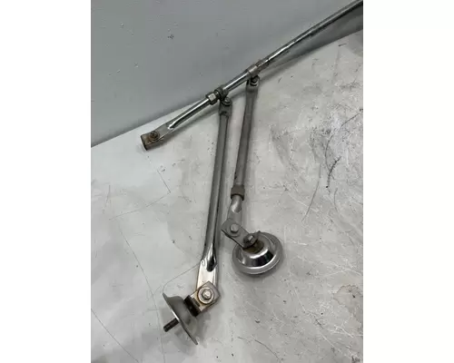 INTERNATIONAL 9400i Body Parts, Misc.