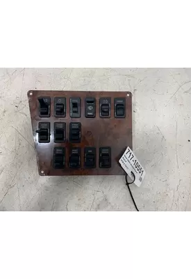 INTERNATIONAL 9400i Dash / Console Switch