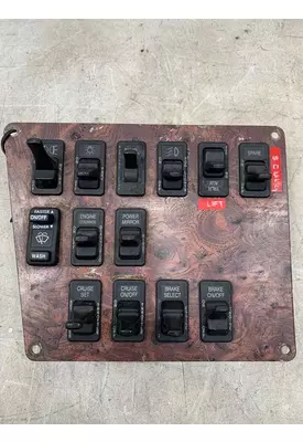 INTERNATIONAL 9400i Dash / Console Switch