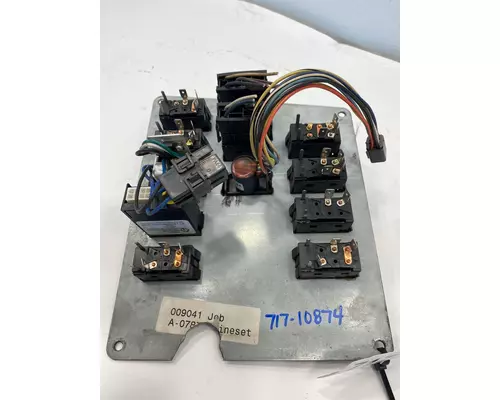 INTERNATIONAL 9400i Dash  Console Switch