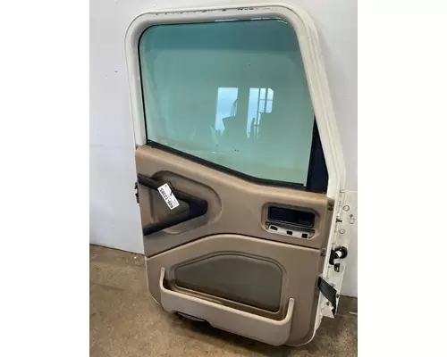 INTERNATIONAL 9400i Door Assembly, Front