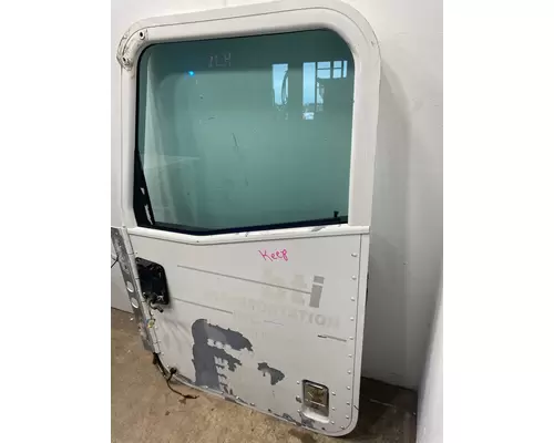 INTERNATIONAL 9400i Door Assembly, Front
