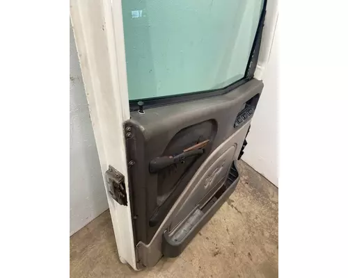 INTERNATIONAL 9400i Door Assembly, Front