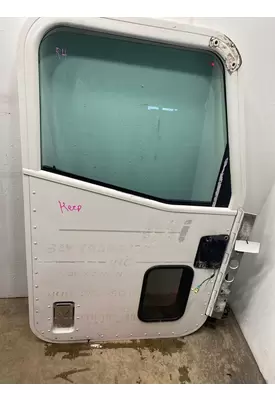 INTERNATIONAL 9400i Door Assembly, Front