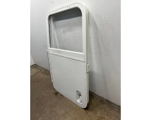 INTERNATIONAL 9400i Door Assembly, Front