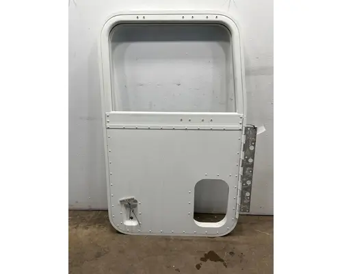 INTERNATIONAL 9400i Door Assembly, Front