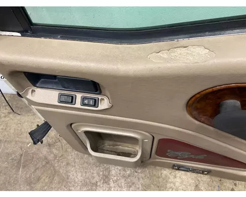 INTERNATIONAL 9400i Door Assembly, Front