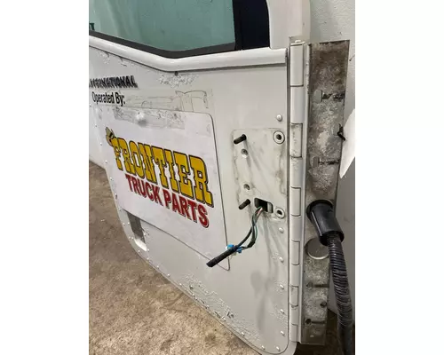 INTERNATIONAL 9400i Door Assembly, Front