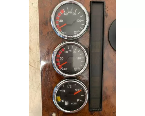 INTERNATIONAL 9400i Gauge Panel