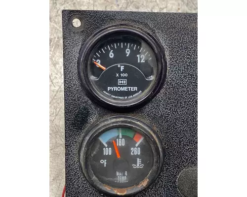 INTERNATIONAL 9400i Gauge Panel