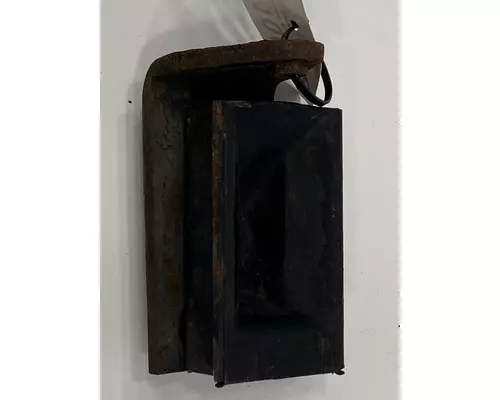 INTERNATIONAL 9400i Hood Hinge