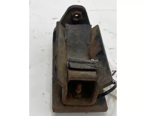 INTERNATIONAL 9400i Hood Hinge
