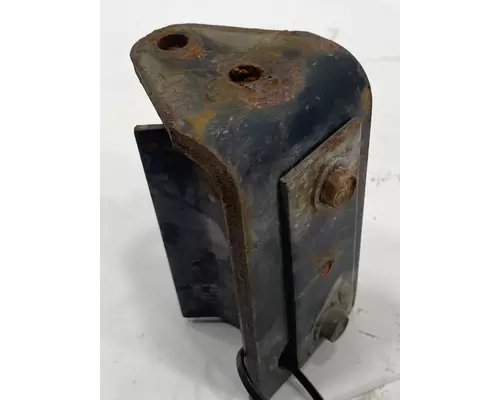 INTERNATIONAL 9400i Hood Hinge