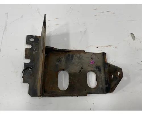 INTERNATIONAL 9400i Hood Hinge