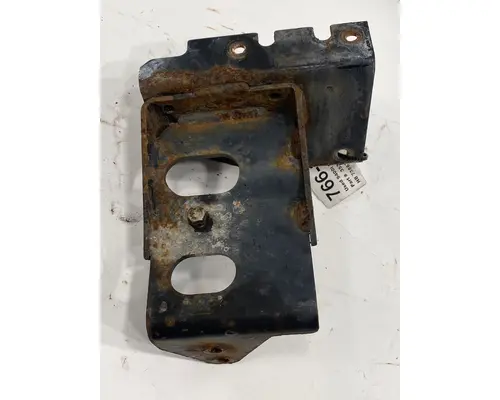 INTERNATIONAL 9400i Hood Hinge