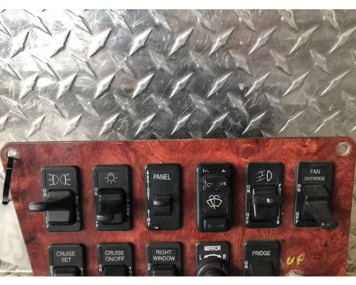 INTERNATIONAL 9400i Switch Panel