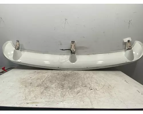 INTERNATIONAL 9400i Visor