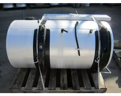 INTERNATIONAL 95-104 GALLON FUEL TANK