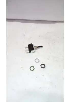 INTERNATIONAL 9600 Dash / Console Switch
