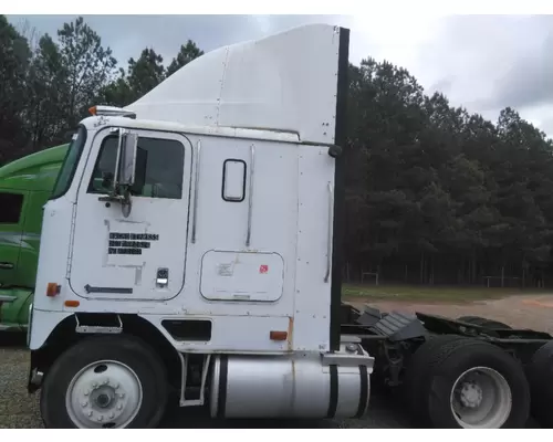 INTERNATIONAL 9600 WHOLE TRUCK FOR RESALE