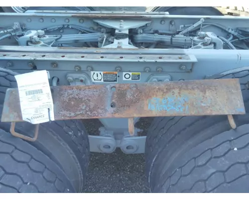 INTERNATIONAL 9670 CHAIN HANGER