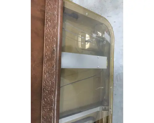 INTERNATIONAL 9670 DOOR-FRONT