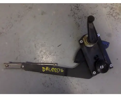 INTERNATIONAL 9670 DOOR WINDOW REGULATOR