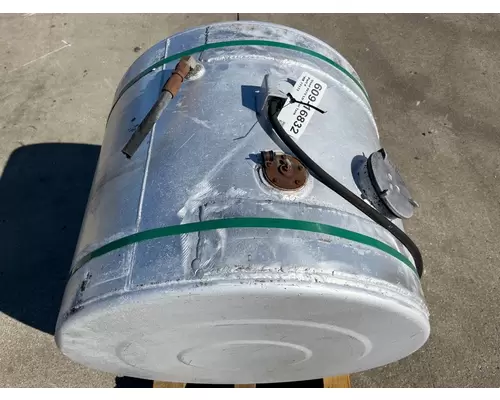 INTERNATIONAL 9670 Fuel Tank