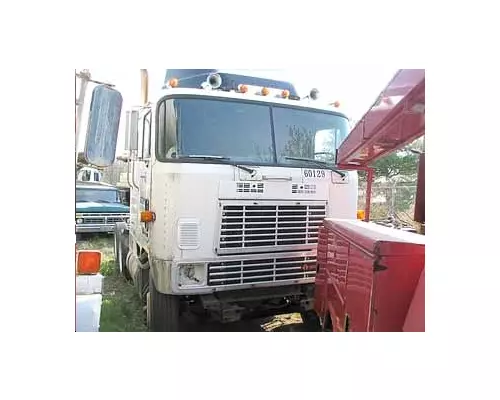 INTERNATIONAL 9670 Truck For Sale