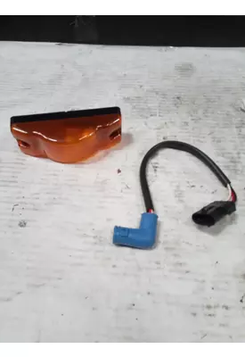 INTERNATIONAL 9700 Front Lamp (Turn Signal)