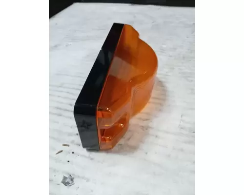 INTERNATIONAL 9700 Front Lamp (Turn Signal)