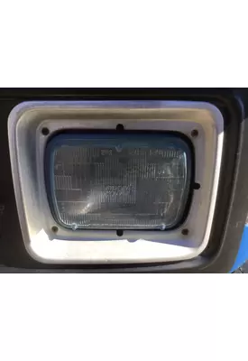 INTERNATIONAL 9700 HEADLAMP ASSEMBLY