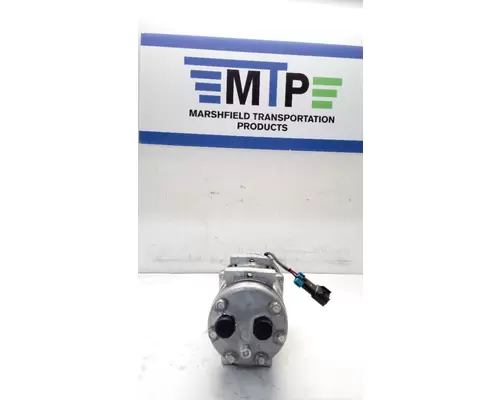 INTERNATIONAL 9800 Air Conditioner Compressor