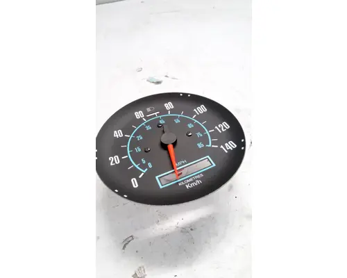 INTERNATIONAL 9800 Instrument Cluster