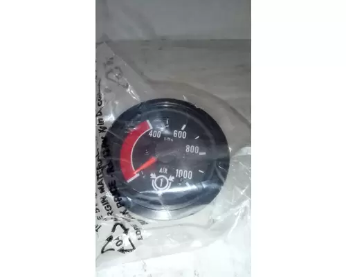 INTERNATIONAL 9800 Instrument Cluster