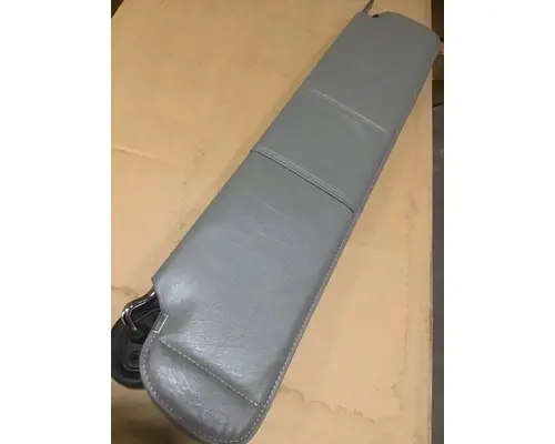 INTERNATIONAL 9800 Interior Sun Visor