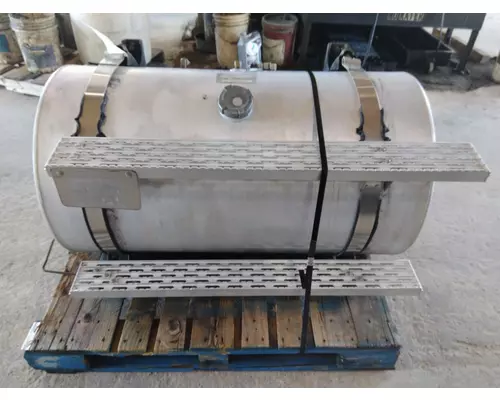 INTERNATIONAL 9900 1999-2000 FUEL TANK