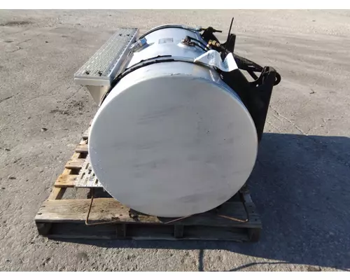INTERNATIONAL 9900 1999-2000 FUEL TANK