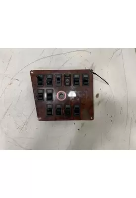 INTERNATIONAL 9900 Eagle Dash / Console Switch