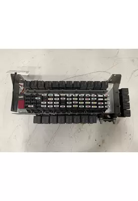 INTERNATIONAL 9900 Eagle Fuse Box