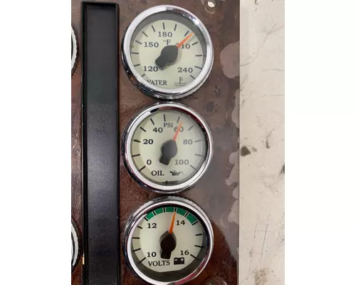 INTERNATIONAL 9900 Eagle Gauge Panel