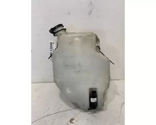 INTERNATIONAL 9900 Eagle Windshield Washer Reservoir